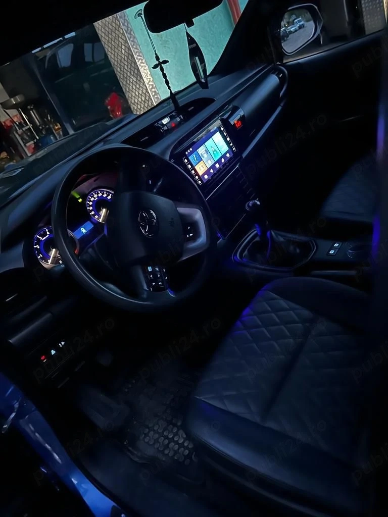 Toyota Hillux Invicible 