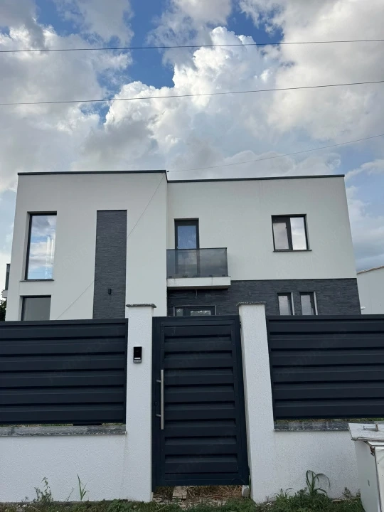 Casă P+1, 150 mp, teren 450 mp, zona BALTA VERDE