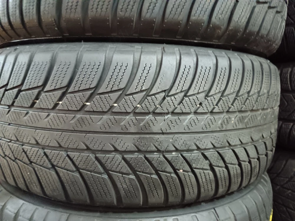 Set 4 anvelope iarna 215/55/17 Bridgestone dot 2019 impecabile