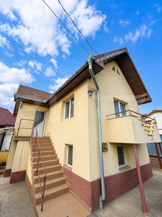 Casa individuala, 98 mp, 427 mp teren, zona Someseni