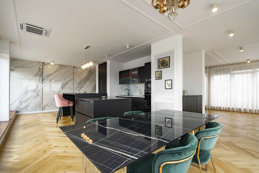 Penthouse cu 6 camere Ready To Move