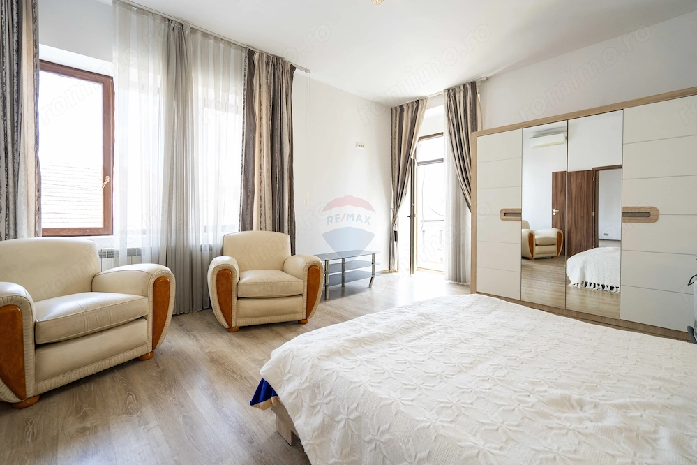 Apartament cu 2 camere de vânzare central pe str. Evreilor Deportați
