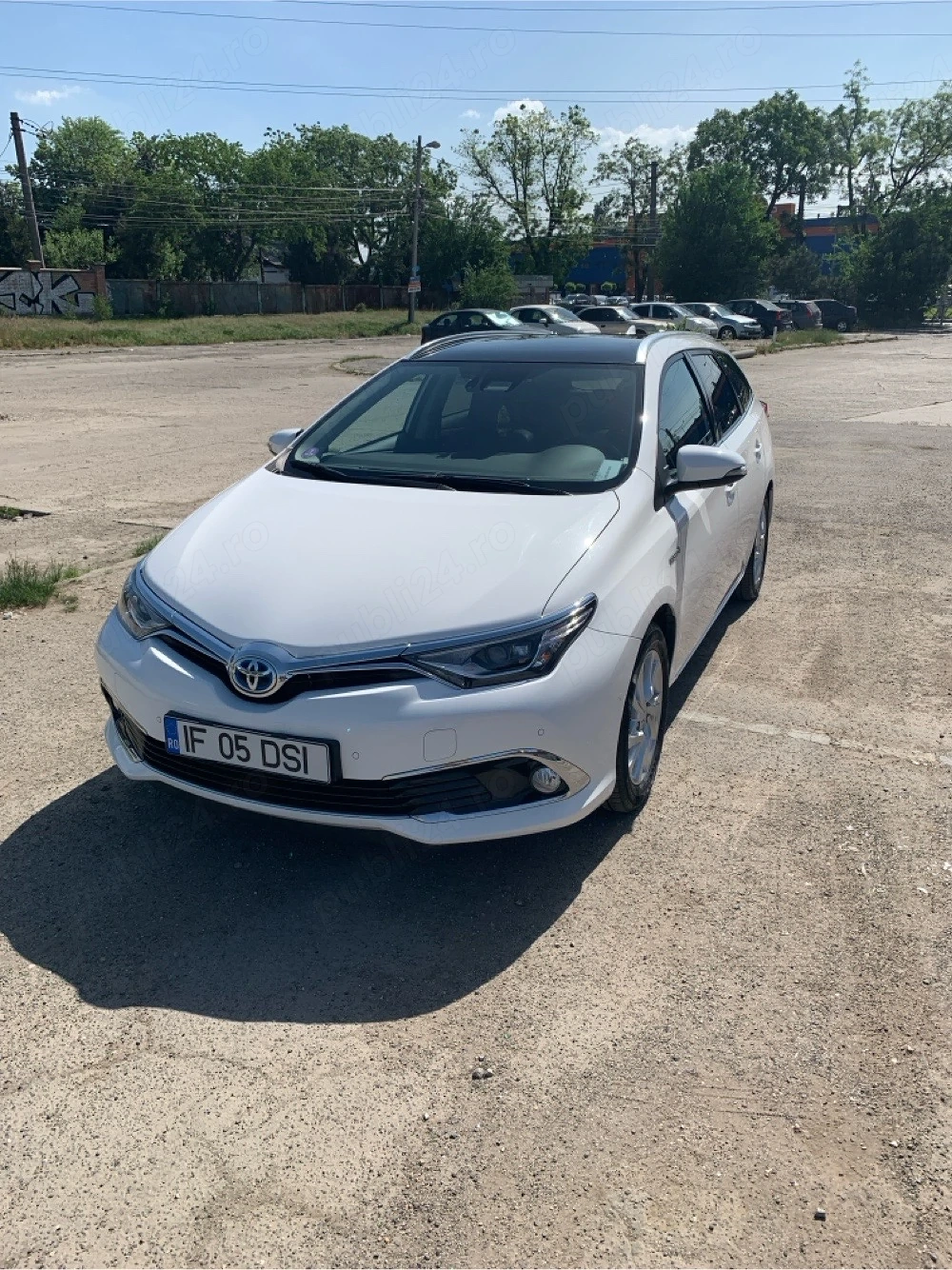 Vand Toyota Auris Hybrid