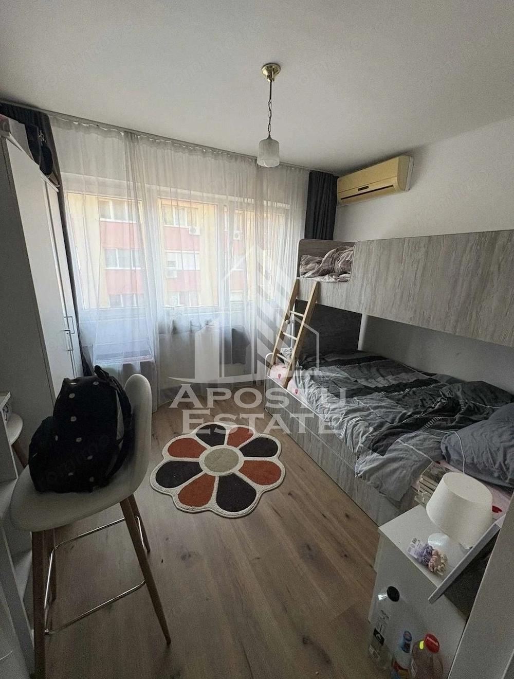 Garsoniera de vanzare, in zona UMT, in Timisoara