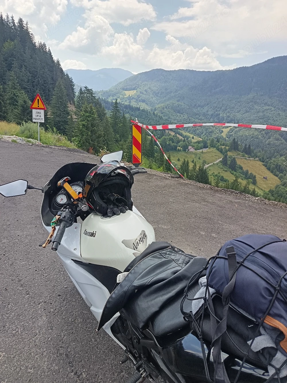 Se vinde Kawasaki Ninja 250 r 