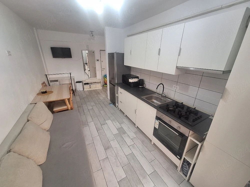 studio zona Ostroveni bloc nou