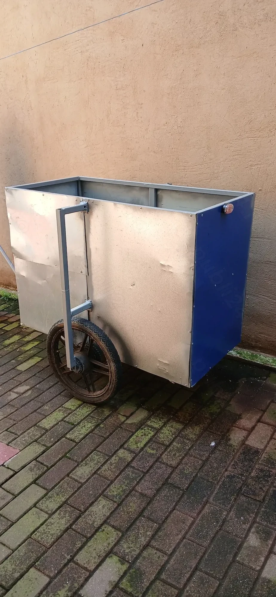 Remorca moto scooter . Moped . 