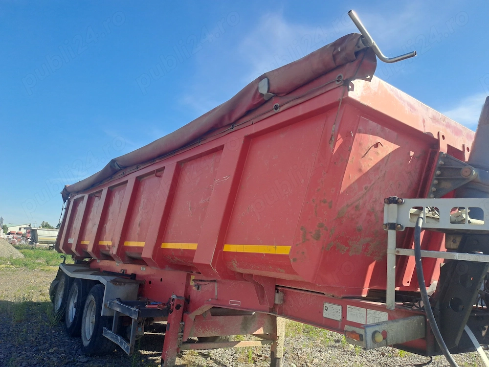 Vind semiremorca,Schmitz ,an 2005, 27m3.