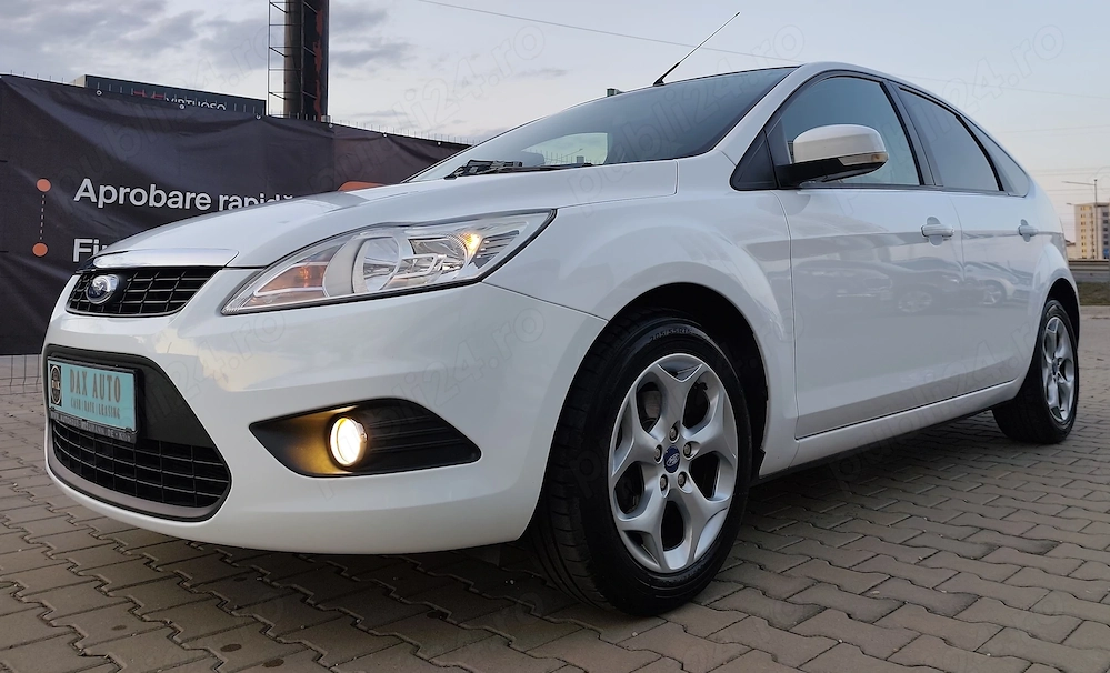 Ford Focus Style hatchback 1.6 benzina an 2011, Euro 5 !!!