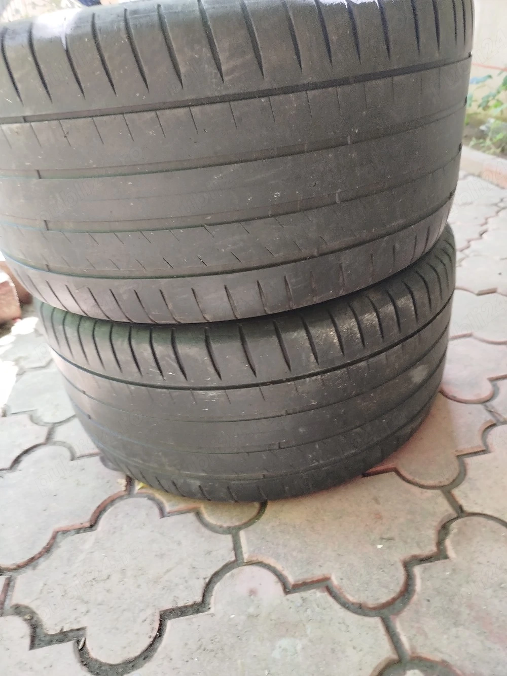 Vind 2 anvelope Michelin 265 35 18