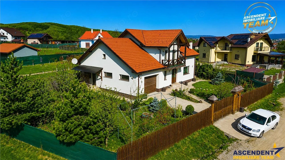 Casa primitoare si apreciabila, areal cu liniste, gradina frumoasa, Sancraiu,Szalomer Covasna