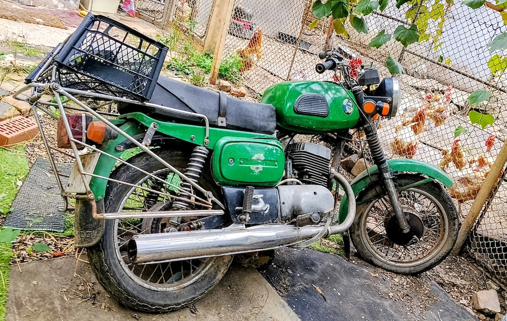 Vind Voshod motocicleta 