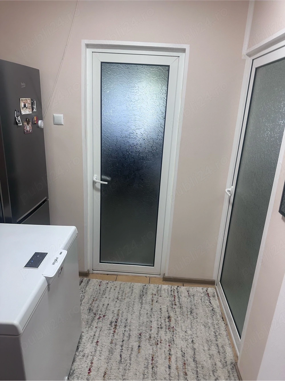 vand apartament 2 cam mobilat si partial utilat + beci