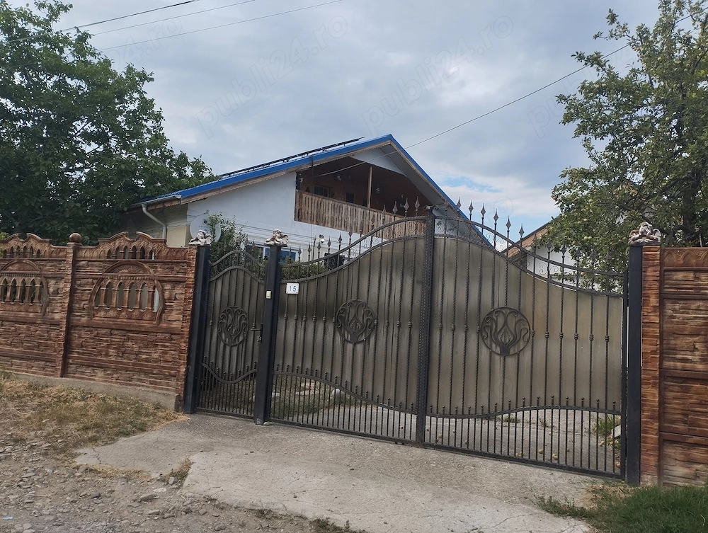 Casa complet renovata, independentă energetic în comuna Zărnești la schimb cu apartament in Buzău 