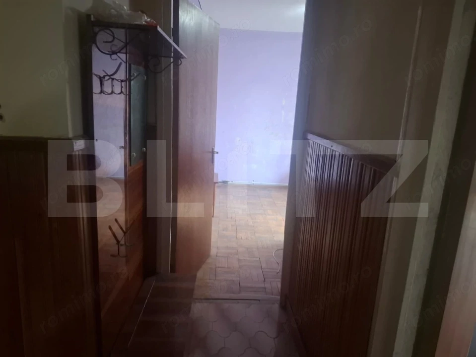Apartament 3 camere, 65 mp, zona Găești 