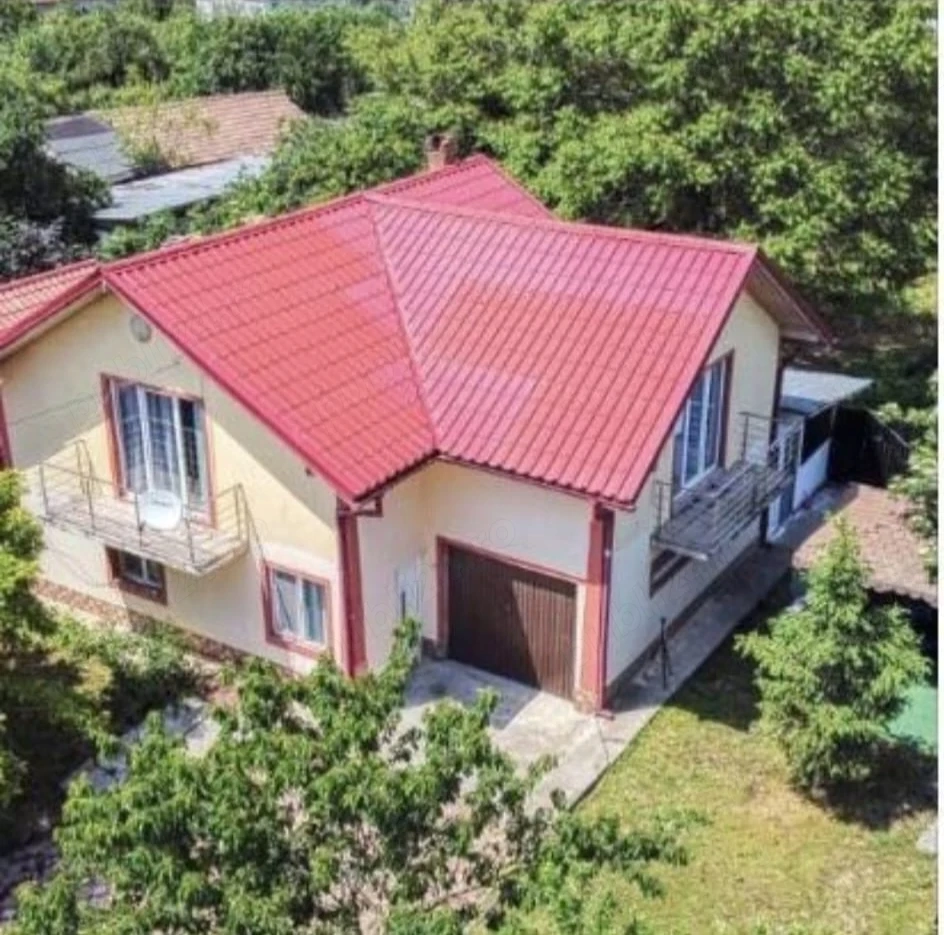 Vând casă P+M în Mihailesti preț 145000 EUR negociabil