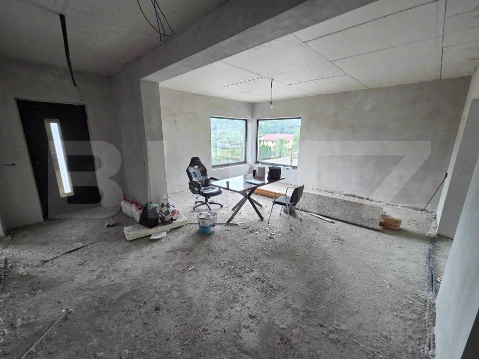Casă individuală de vânzare cu curte proprie, Jibou