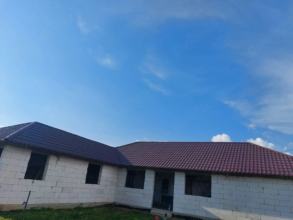 Vand casa la rosu, com.Baia jud.Tulcea