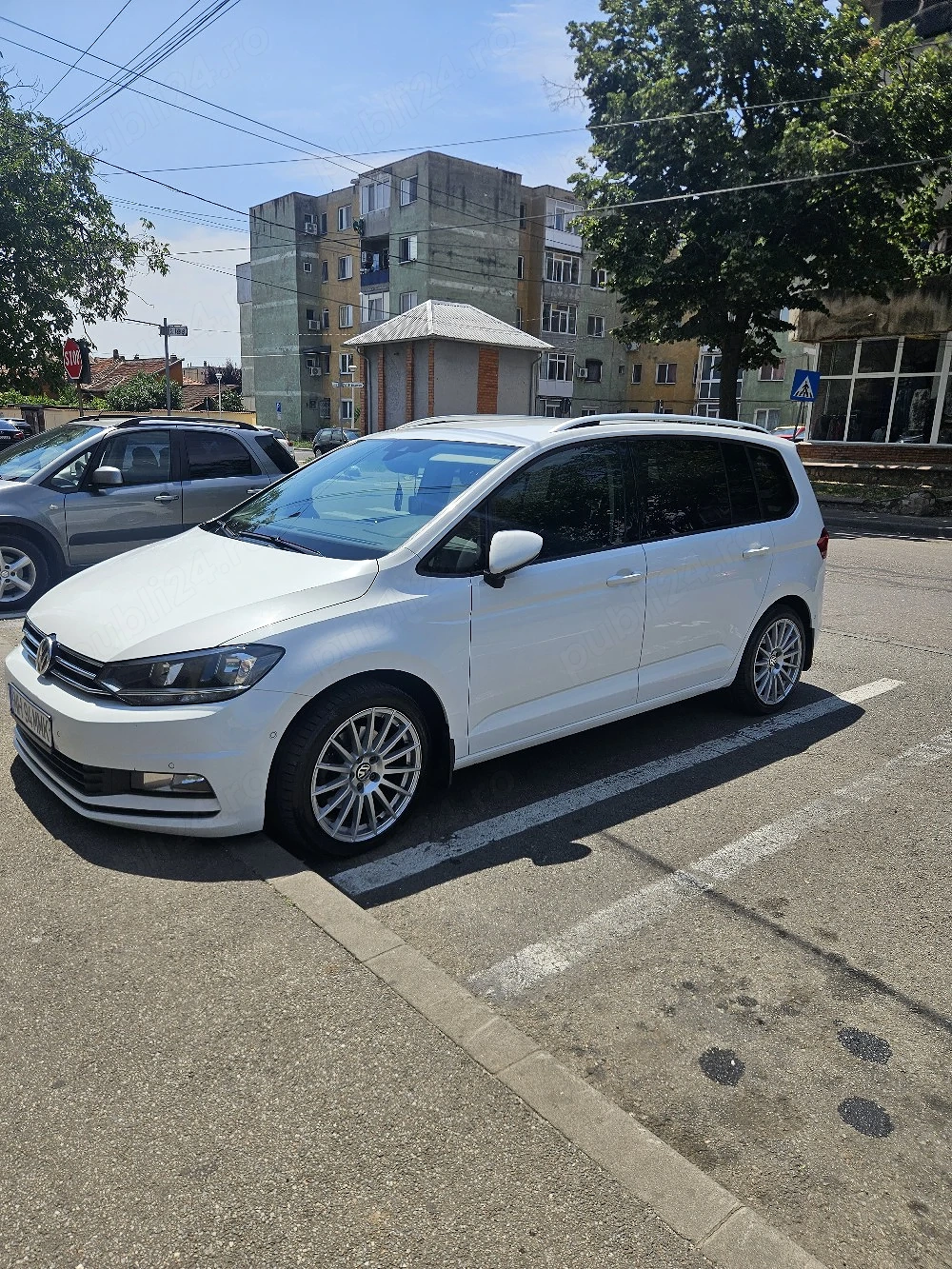 Volkswagen Touran 7 locuri 2.0 TDI 