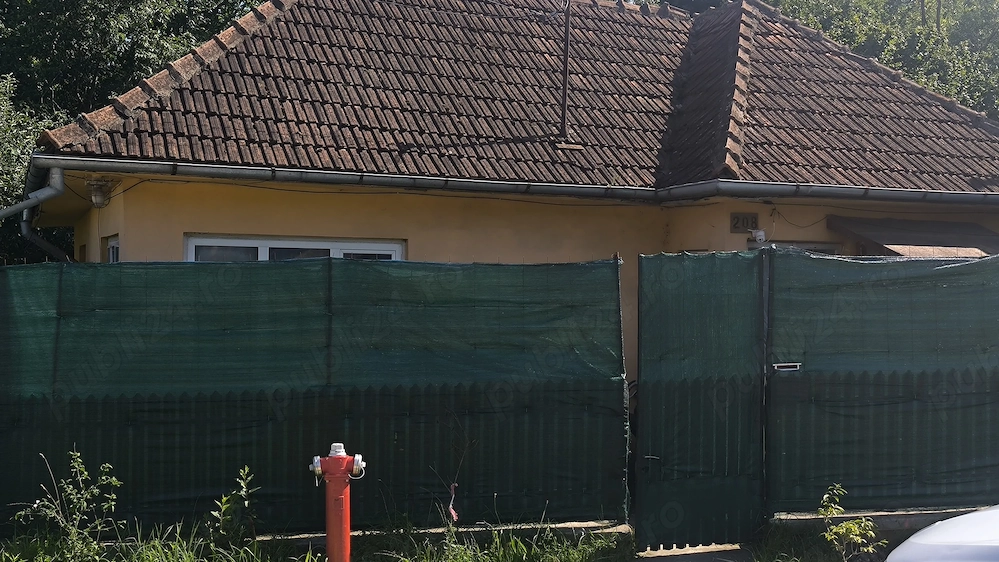 Vând casă Podul Vadului