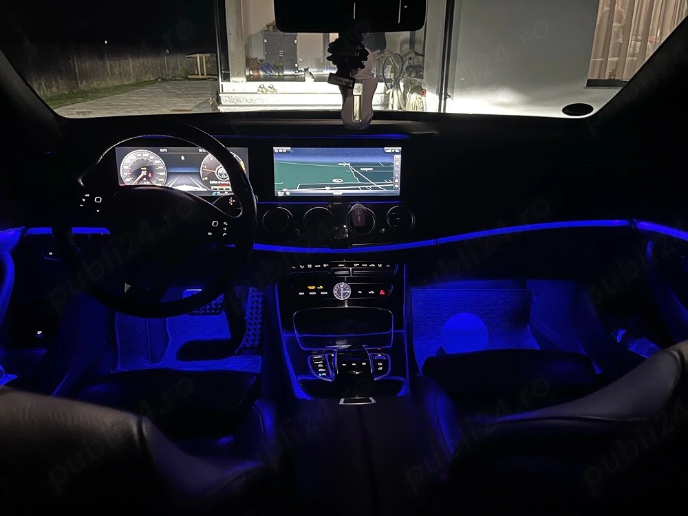 Vînd Mercedes Benz E Class 2016