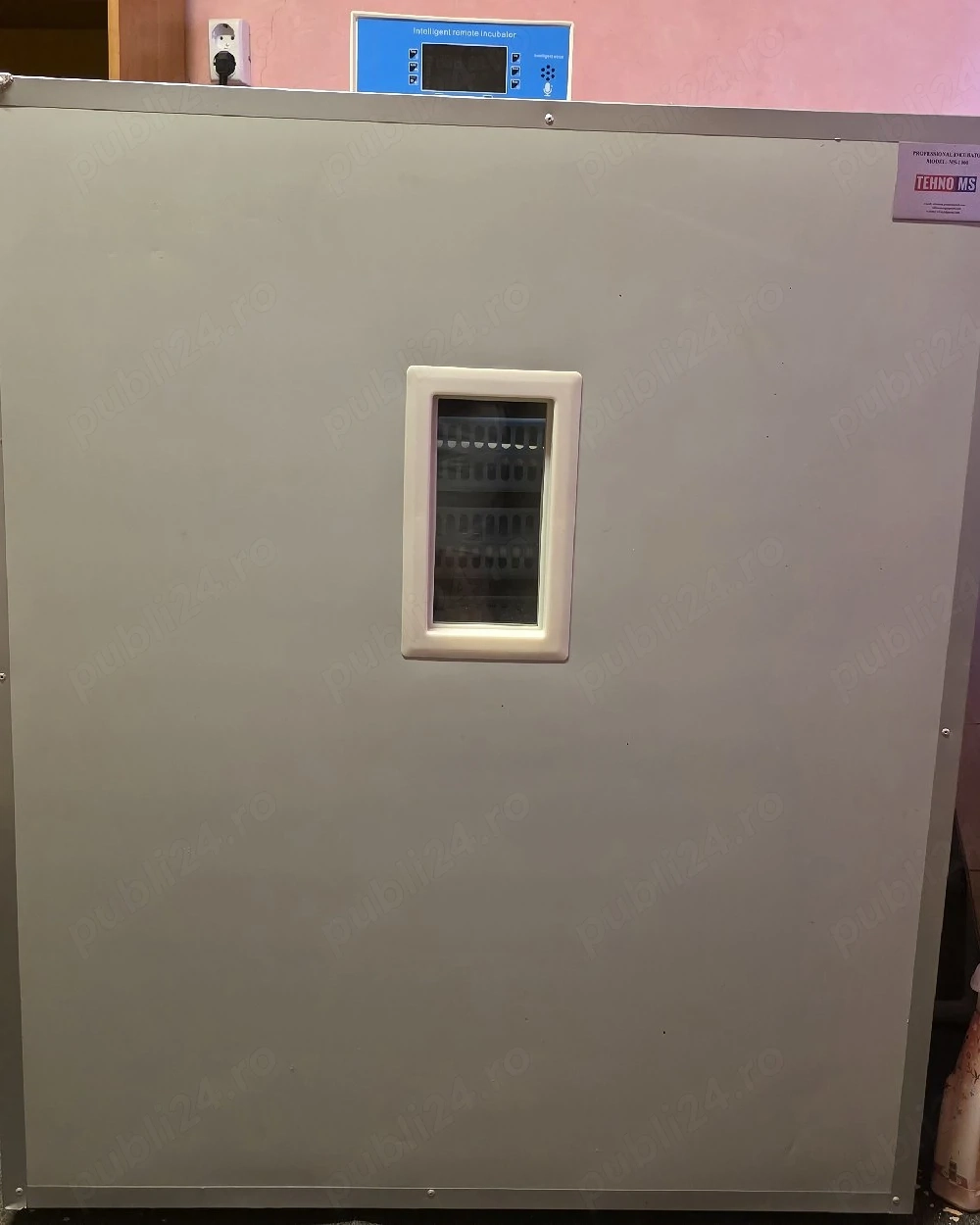 Incubator profesional Tehno MS 1000