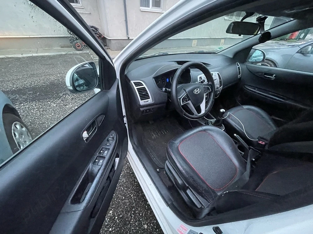 Hyundai i20 1.2 Benzină   2012   Proprietar   Întreținută   212.865 km