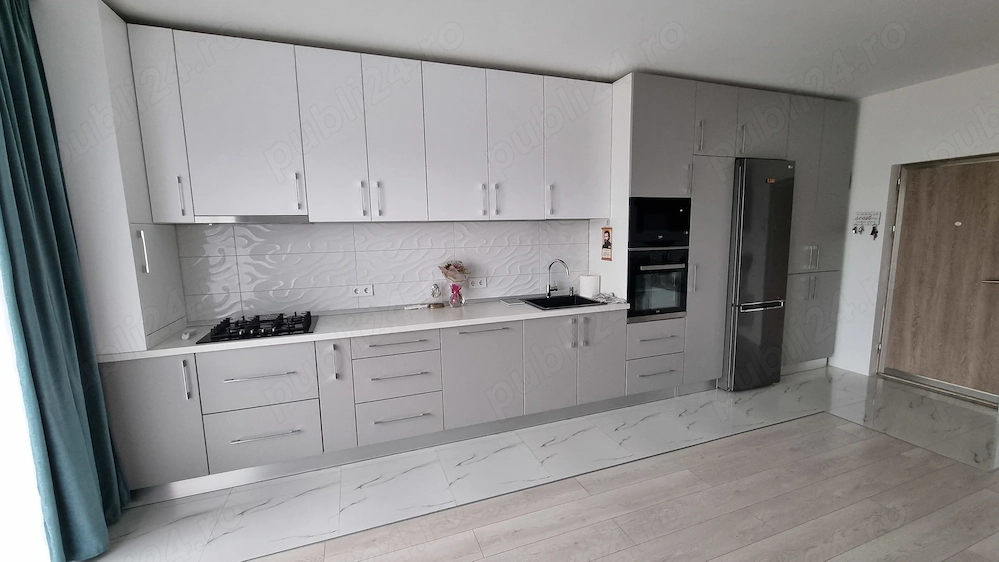 Persoana fizica vand apartament 3 camere