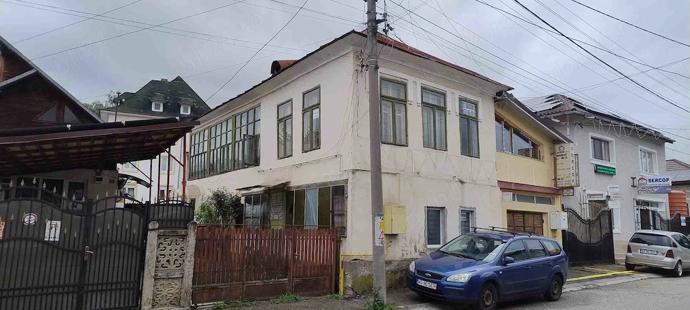 Casa zona centrala 2x60 mp Campulung Arges