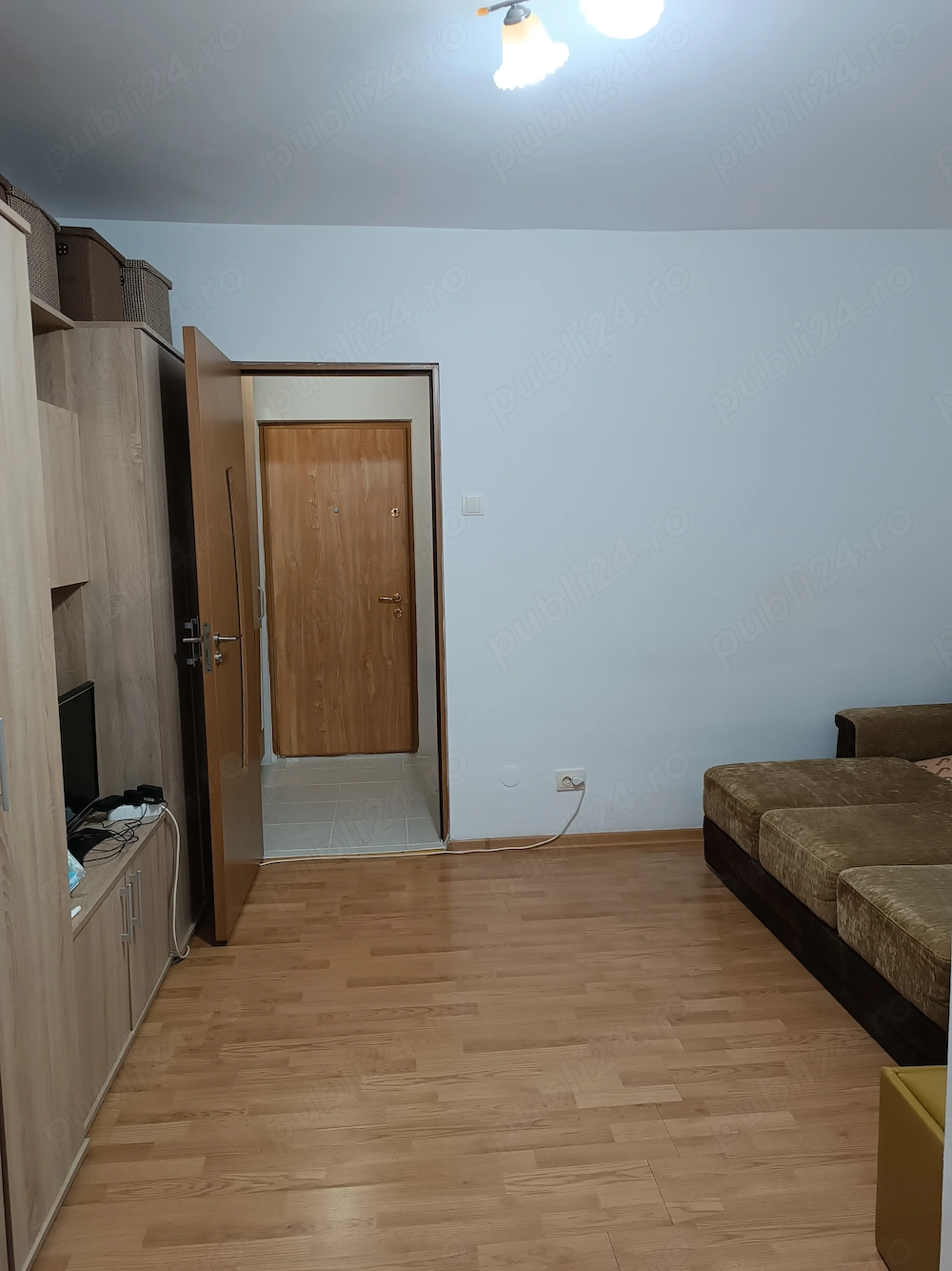 Vand apartament 1 camera
