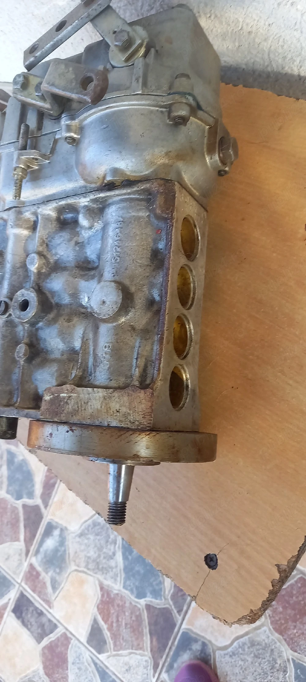 vind pompa de injectie tractor