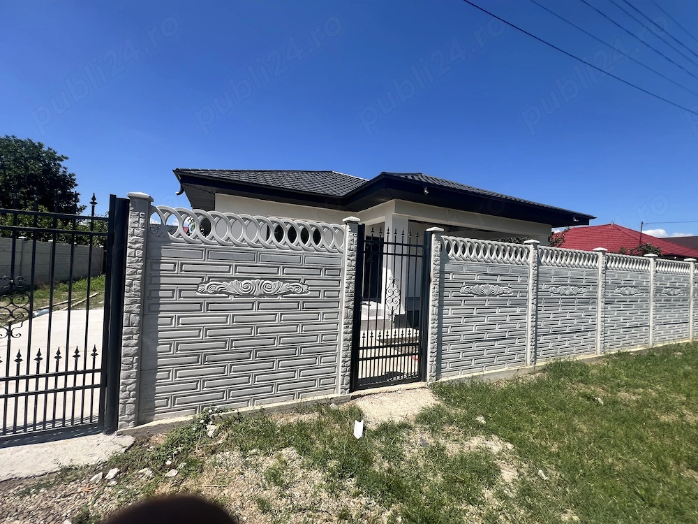 Casă de vanzare