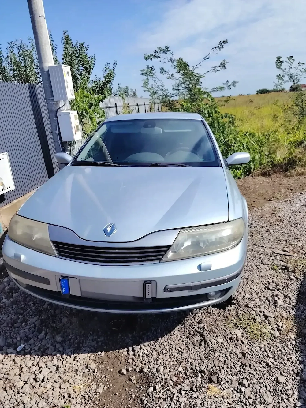Vând sau dezmembrez Renault laguna 2,2.0,16v,135cp,benzina