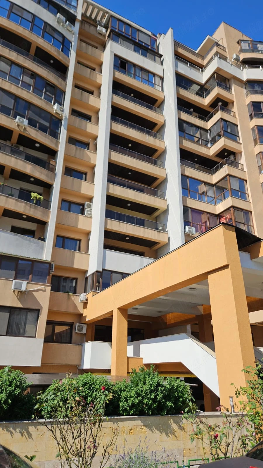 Grozavesti,  Splaiul Independentei,  spatiu comercial 157 mp