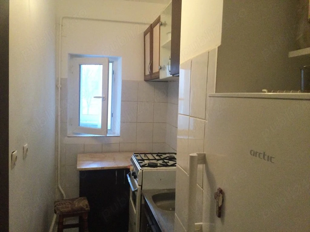 Apartament o camera