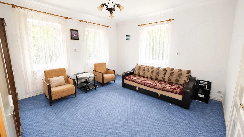 Casa 3 camere zona centrală Cristian