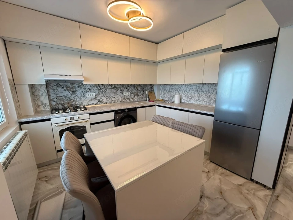 Faleza, 2 camere, vedere panoramica spre Dunare, totul nou, renovat integral