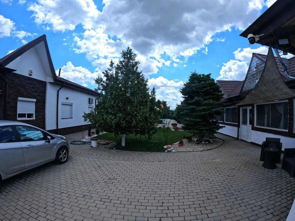 Proprietate Exclusivă cu Piscină, Foișor și Livadă | 1.970 mp teren | 270 mp co