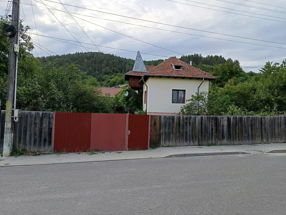 casa de vanzare aproape de centru
