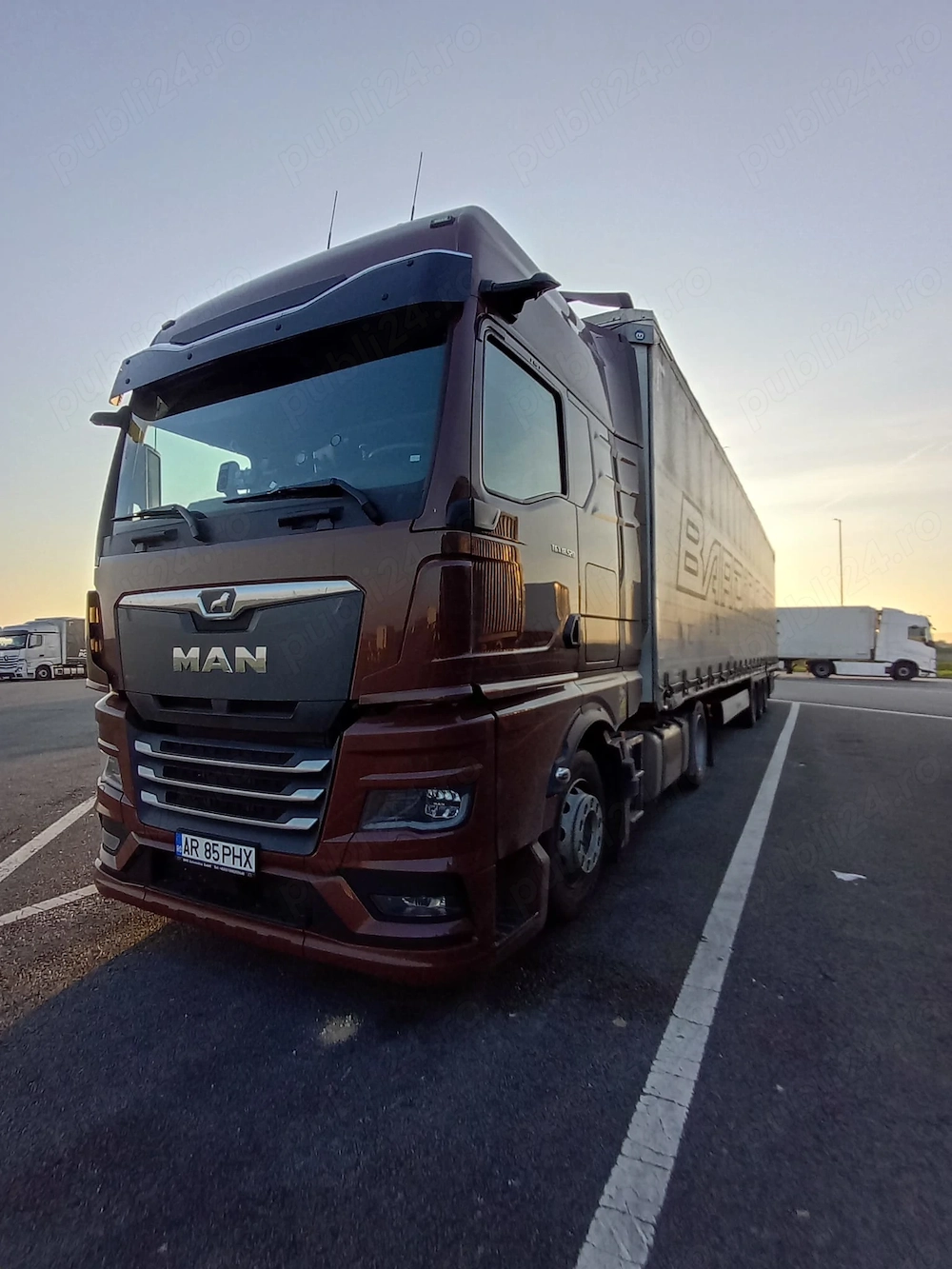 Angajam sofer transport international la prelata pe diverse relatii AT-EU, IT-BENELUX, DE-UK