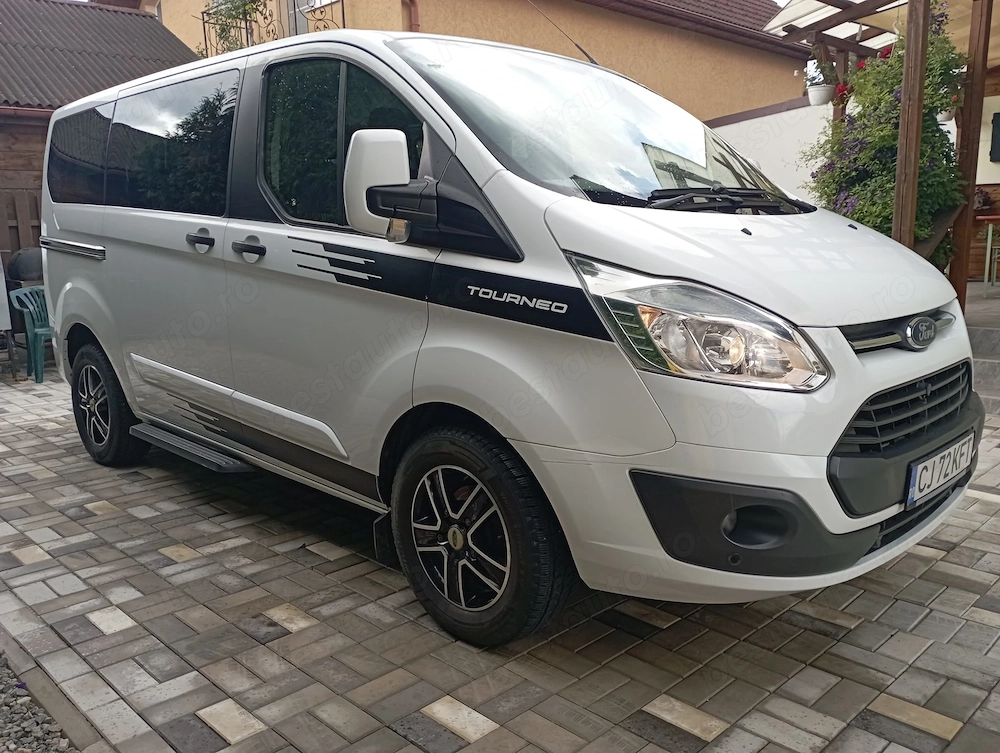 Ford Tourneo Custom