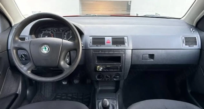 Schimb   vând skoda fabia 