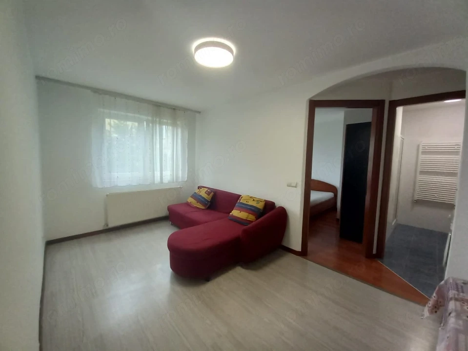 Apartament 2 camere, 32 mp, zona Sasar