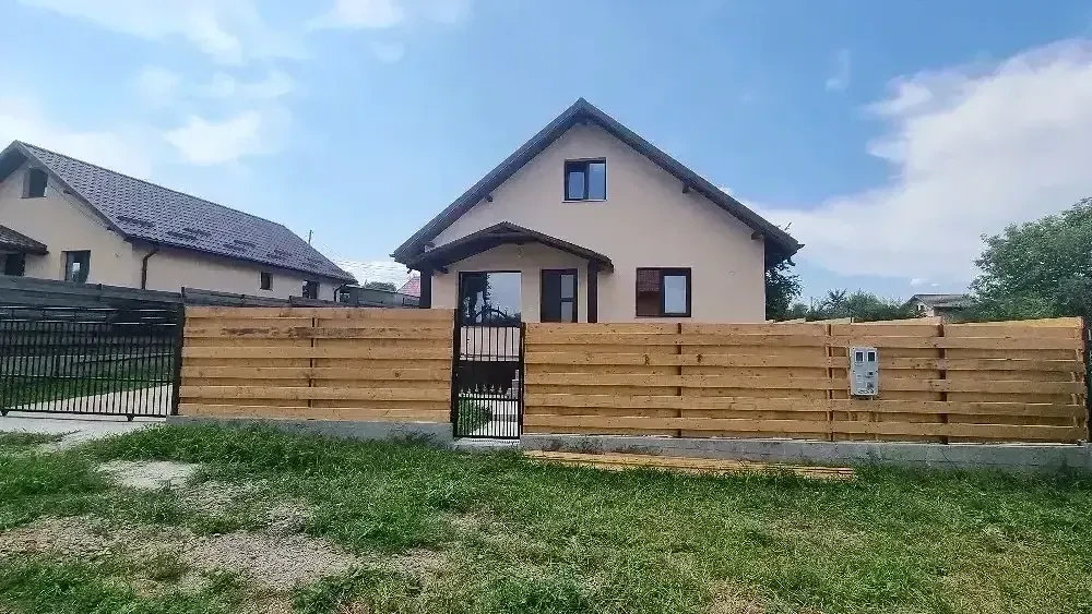P.F Casa de vanzare în Horpaz 