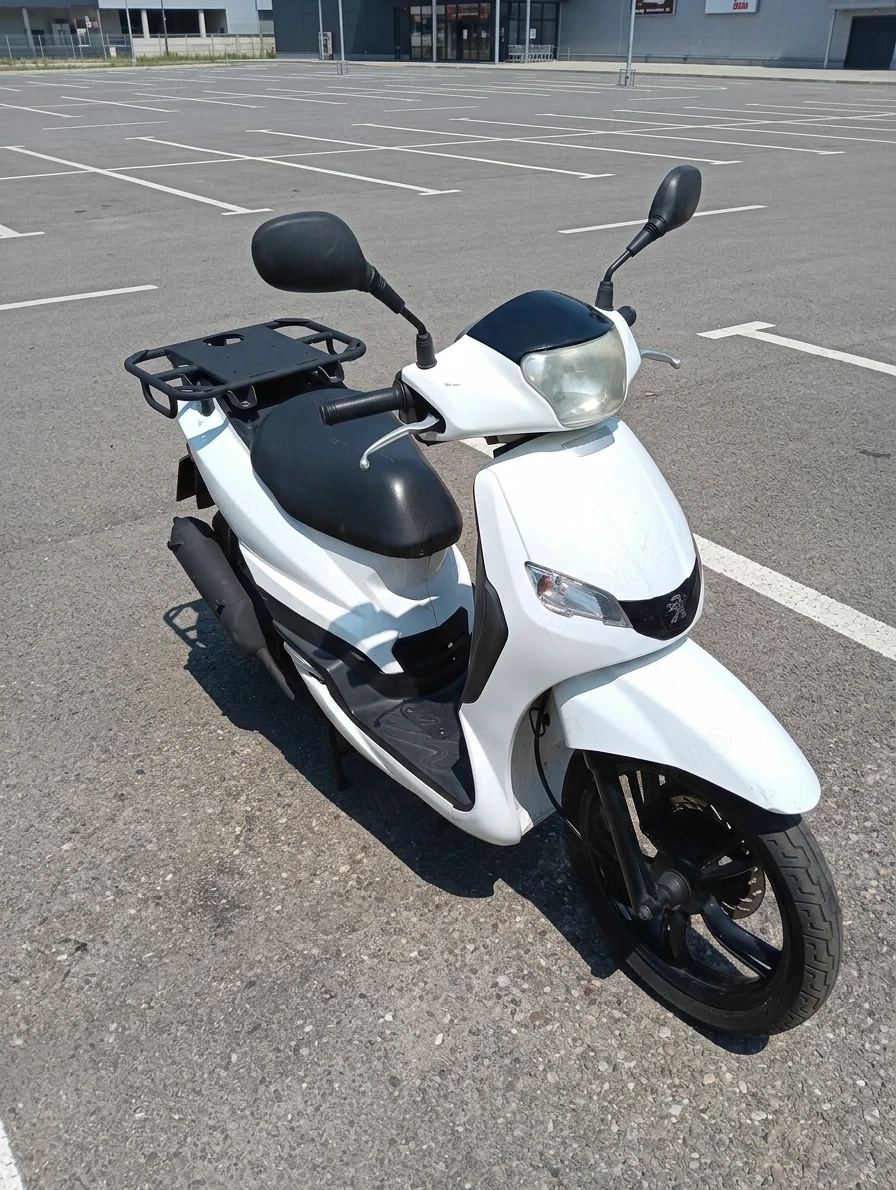Peugeot Tweet 125 (2019)   52.000 km   Factură + TVA inclus   Acte Spania   1.150  