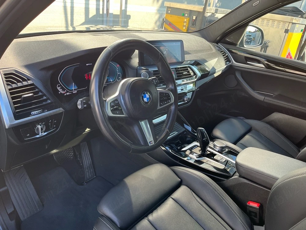 BMW X3 xDrive30e Plug-in Hybrid, fabricație noiembrie 2020, într-o stare excelentă din punct de vede