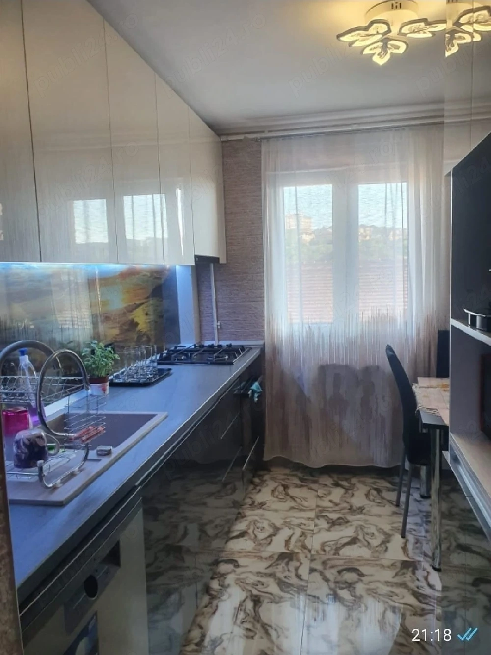 vand ap 3 cam ap72  et4 4 in Gheorgheni 