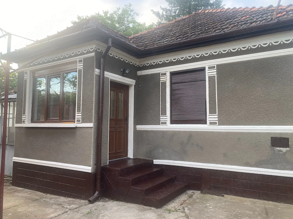 Vind  casa in Cuvin