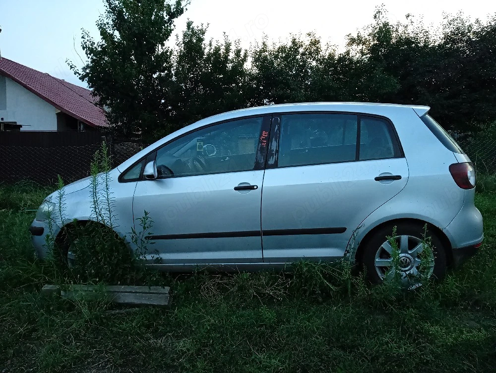 deznembrez golf 5 plus 