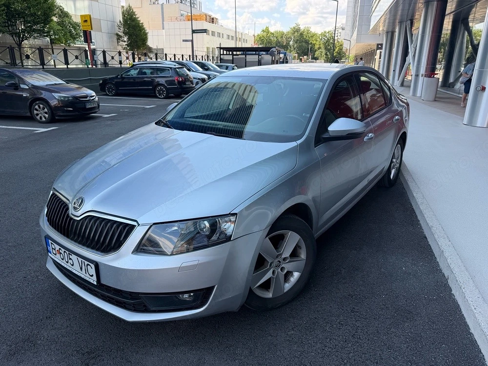 Skoda Octavia III 1.6 TDI 105 CP   XENON   Keyless   Scaune incalzite